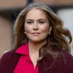 El look de Amalia de Holanda.