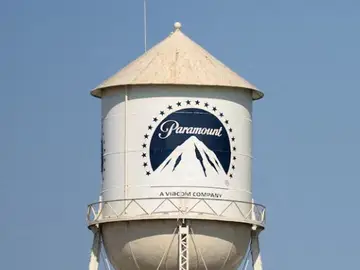 Paramount lanza una OPA hostil en efectivo de 108.400 millones por Warner Bros. para frenar el acuerdo con Netflix Paramount lanza una OPA hostil en efectivo de 108.400 millones por Warner Bros. para frenar el acuerdo con Netflix