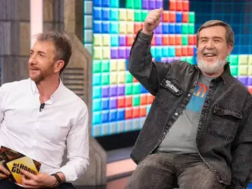 Pablo Motos junto al creador del Tetris, Alekséi Pázhitnov, en su visita al plató de 'El Hormiguero' Pablo Motos junto al creador del Tetris, Alekséi Pázhitnov, en su visita al plató de 'El Hormiguero'