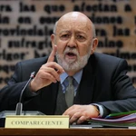 El CIS de Tezanos eleva la inmigración al segundo problema de los españoles