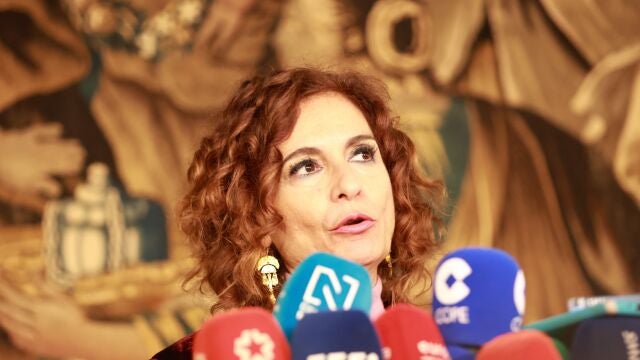 La vicepresidenta del Gobierno y secretaria general del PSOE-A, Mar&iacute;a Jes&uacute;s Montero