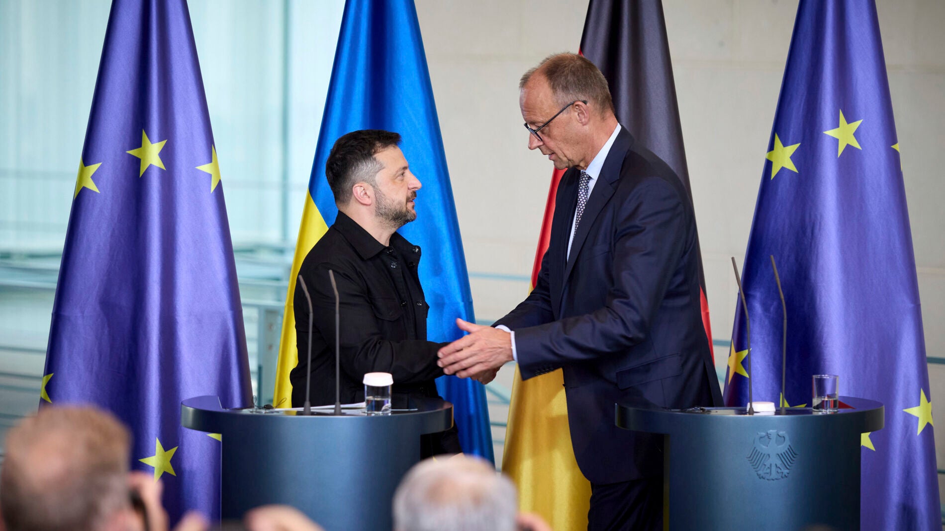 Merz recibe a Zelenski en Berlín: drones de producción conjunta y acercamiento a Hungría