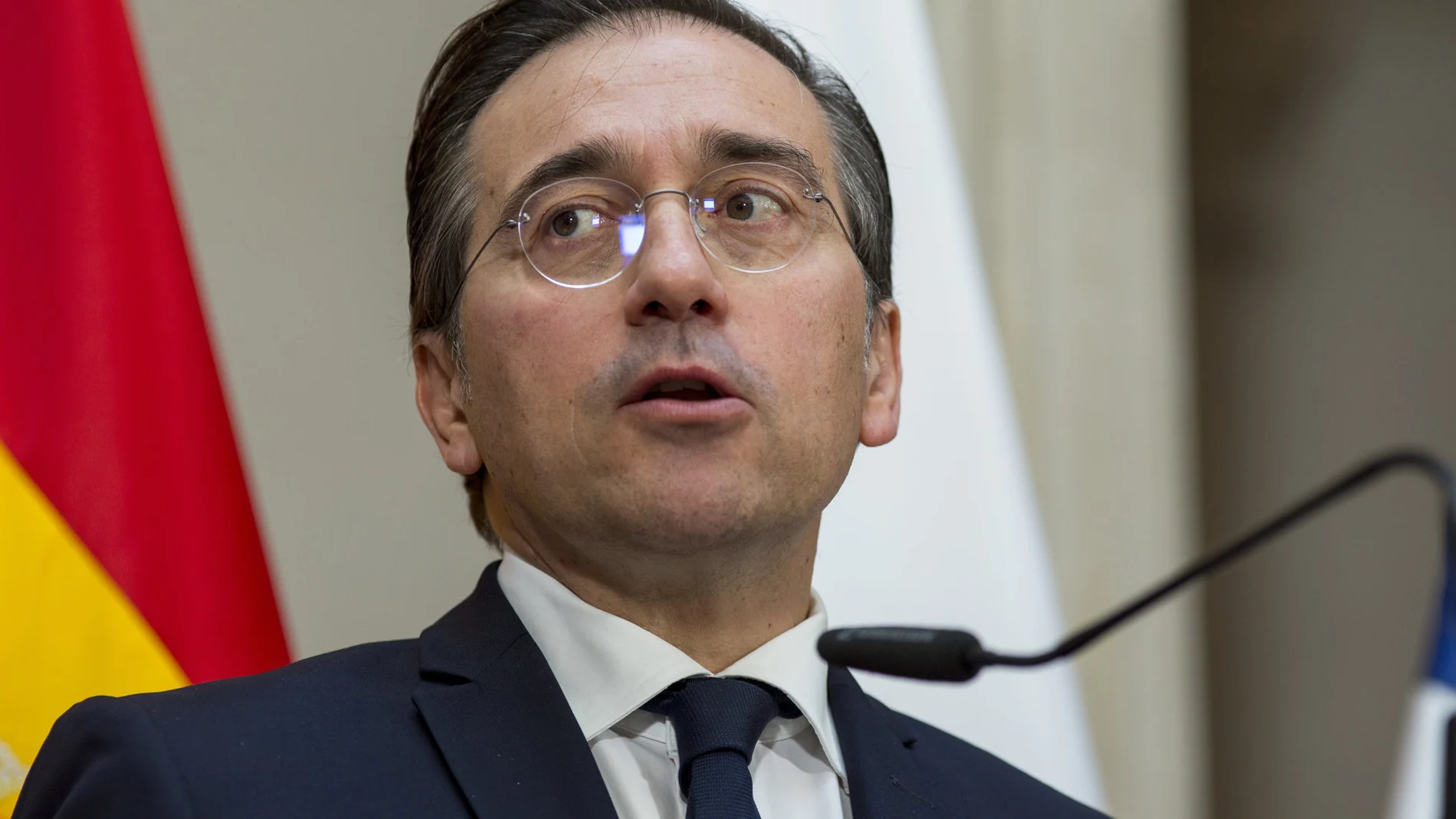 Albares denuncia el antisemitismo y se declara "horrorizado" por el atentado de Sídney