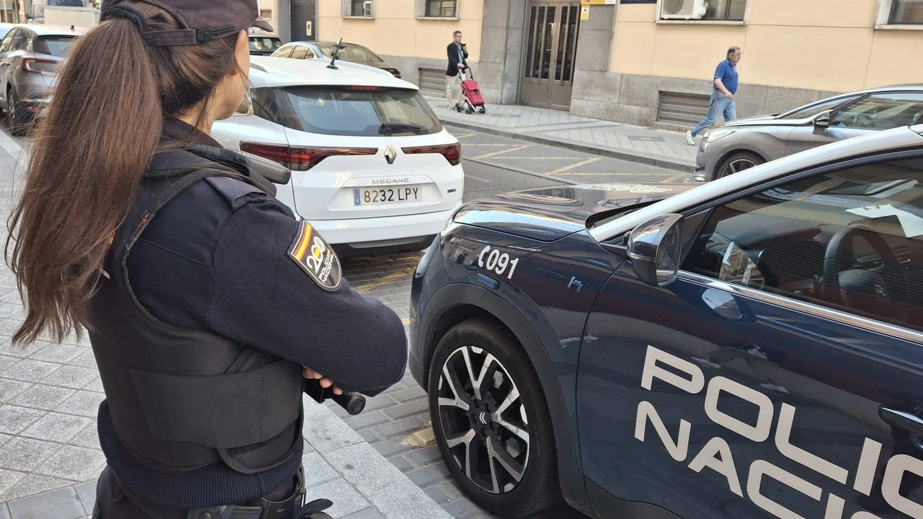 Sucesos.- La Policía Nacional detiene a seis personas en Langreo (Asturias) por robos violentos y tráfico de drogas