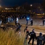 Choque de manifestaciones en Badalona por el desalojo del B9