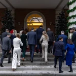 Foto del gobierno con las dos nuevas ministras Elma Saiz y Milagros Tolón antes del último consejo de ministro