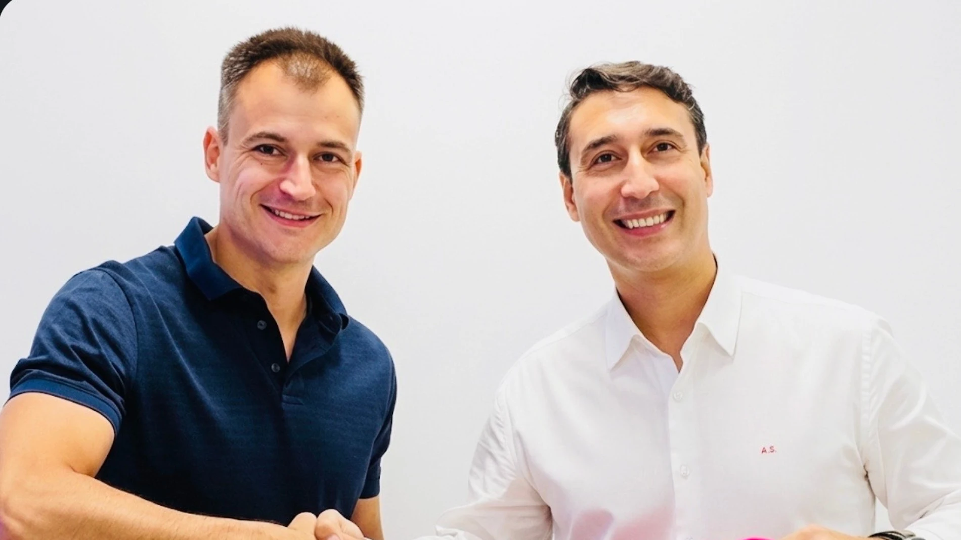 El fundador de Civitatis, Alberto Gutiérrez, y Andrés Spitzer, nuevo CEO de la plataforma