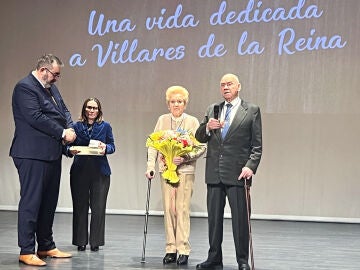 Villares de la Reina (Salamanca) homenajea a Jos&eacute; Mart&iacute;n M&eacute;ndez 