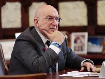 El alcalde de Valladolid, Jes&uacute;s Julio Carnero