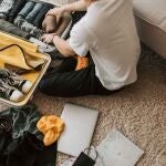 La mayor&iacute;a hacemos la maleta mal: estos organizadores ayudan a ganar espacio, orden y tranquilidad al viajar