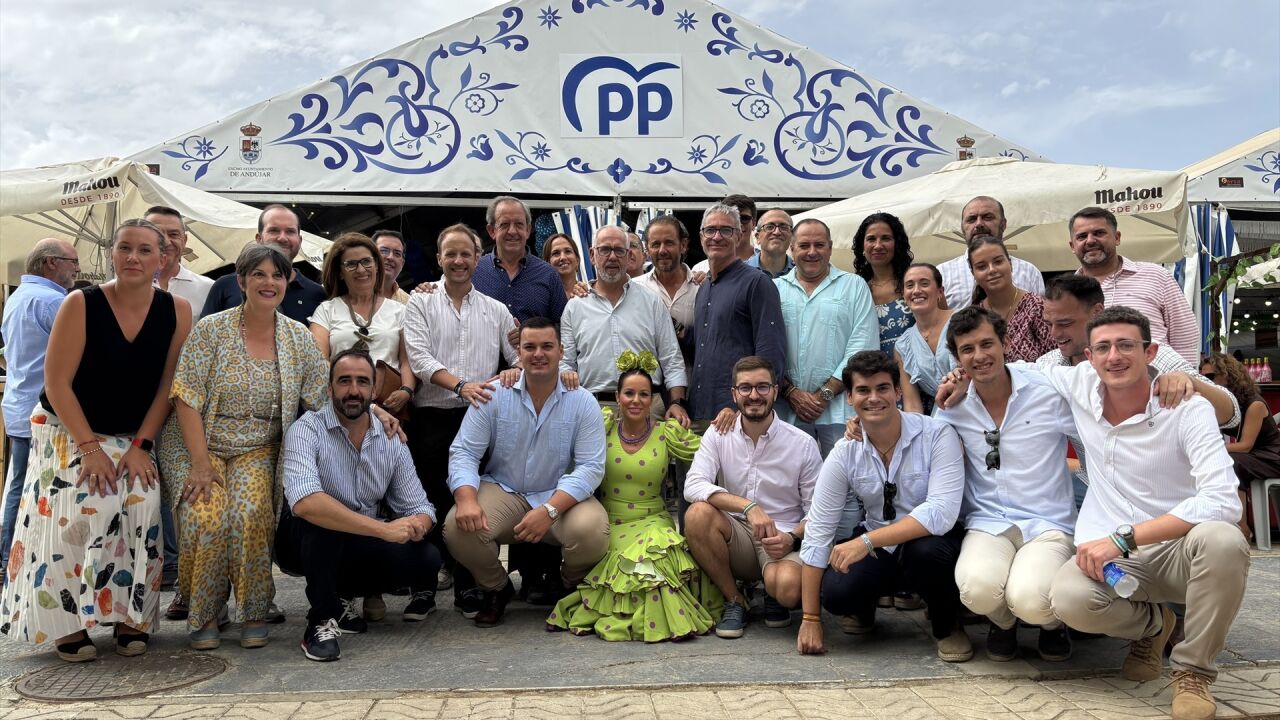 Un edil del PP en Martos pone su cargo a disposición del partido por un vídeo machista: “La de Andújar, la que no es puta es bruja”