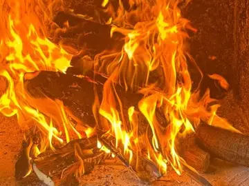 Una mujer, la primera en ser incinerada en una ceremonia funeraria en África hace 9.500 años Una mujer, la primera en ser incinerada en una ceremonia funeraria en África hace 9.500 años