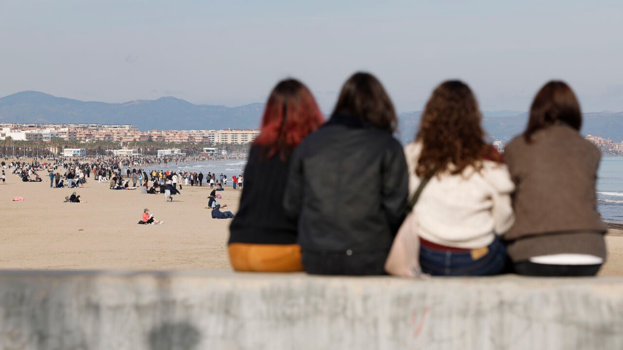 Un martes de invierno al sol en la Comunitat sin excesivo frío