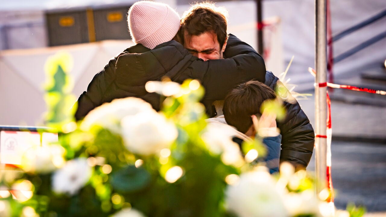 “El local entero se incendió en apenas diez segundos”: el relato de los supervivientes de la tragedia de Crans Montana