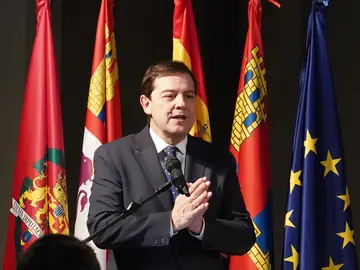 El presidente de la Junta, Alfonso Fernández Mañueco atiende a los medios en Medina de Rioseco El presidente de la Junta, Alfonso Fernández Mañueco atiende a los medios en Medina de Rioseco