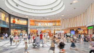 Rebajas en el centro comercial vallisoletano Río Shopping