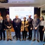 El consejero de Sanidad, Alejandro V&aacute;zquez, presenta el nuevo centro de salud junto al alcalde de Salamanca, Carlos Garc&iacute;a Carbayo, y el equipo 