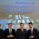 Fern&aacute;ndez Ma&ntilde;ueco junto a David Esteban, Su&aacute;rez-Qui&ntilde;ones, Conrado &Iacute;scar y Raquel Alonso