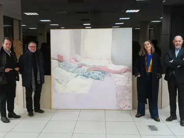 El presidente de ACOR, Jesús Posadas; la jefa del Área de Comunicación y Asuntos Corporativos del Museo del Prado, Celia Guilarte Calderón de la Barca; y el pintor Augusto Ferrer-Dalmau, y el ilustrador y humorista gráfico, José María Nieto junto a la obra ganadora del XXVI certamen de pintura ACOR El presidente de ACOR, Jesús Posadas; la jefa del Área de Comunicación y Asuntos Corporativos del Museo del Prado, Celia Guilarte Calderón de la Barca; y el pintor Augusto Ferrer-Dalmau, y el ilustrador y humorista gráfico, José María Nieto junto a la obra ganadora del XXVI certamen de pintura ACOR