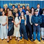 Foto de familia de la presentaci&oacute;n de 'DecoMasters'