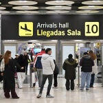 Llegada de los cinco presos espa&ntilde;oles liberados por Venezuela