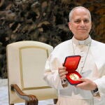 Pope Leo XIV meets with volunteers of the Jubilee