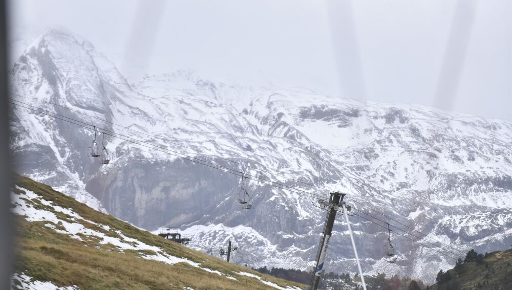 Temperaturas en ascenso, lluvias en Galicia, nieve en Pirineos y hasta 14 provincias en riesgo de heladas este domingo
