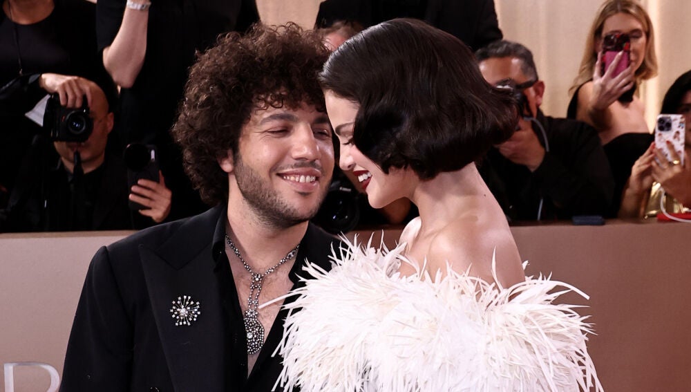 Selena Gomez y Benny Blanco en los Globos de Oro 2026