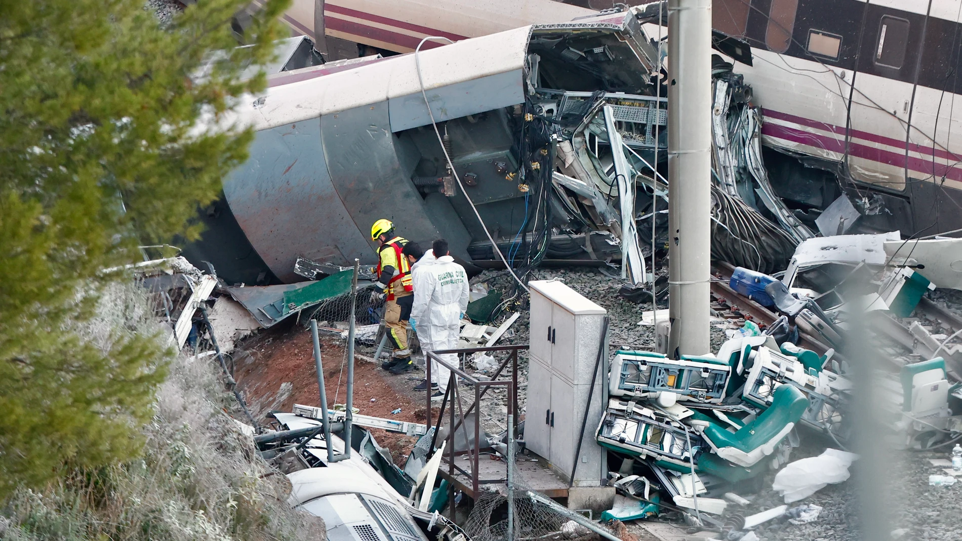 imagenes del accidente de dos trenes de alta velocidad en el término municipal de Adamuz (Córdoba)