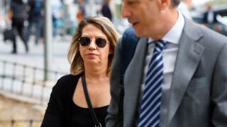 Cristina Alvarez asesora de Begoña Gómez a su llegada a Plaza de Castilla.