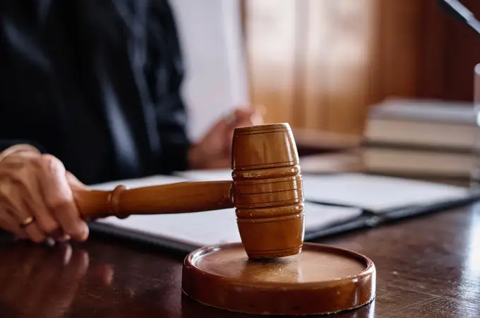 Despiden a una empleada dos veces en ocho meses: el Tribunal declara nulo con 25.000 euros de indemnización Despiden a una empleada dos veces en ocho meses: el Tribunal declara nulo con 25.000 euros de indemnización