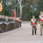 El Rey preside una jura de bandera multitudinaria en el Cefot de C&aacute;ceres