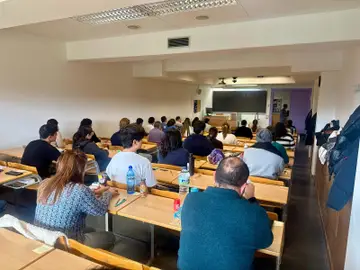 Exámenes de Formación Sanitaria Especializada en el Ministerio de Sanidad MADRID, 24/01/2026.- Estudiantes que se presentan a los exámenes de Formación Sanitaria Especializada "mir". Más de 35.500 titulados en Medicina, Farmacia, Enfermería, Psicología, Química, Biología y Física optan hoy a una de las 12.366 plazas de Formación Sanitaria Especializada, una convocatoria que "vuelve a batir récords", con un 54% más plazas que en 2018. EFE/Ministerio de Sanidad -SOLO USO EDITORIAL/SOLO DISPONIBLE PARA ILUSTRAR LA NOTICIA QUE ACOMPAÑA (CRÉDITO OBLIGATORIO)-