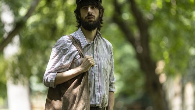 El escritor David Ucl&eacute;s 