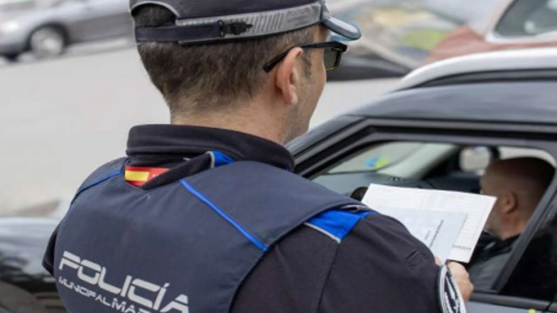 MADRID.-Sucesos.- Detenidos dos hermanos en Madrid en posesión de drogas y con numerosos antecedentes por robo con fuerza