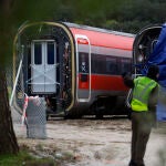 V&iacute;as despejadas tras los trabajos de retirada de los vagones siniestrados