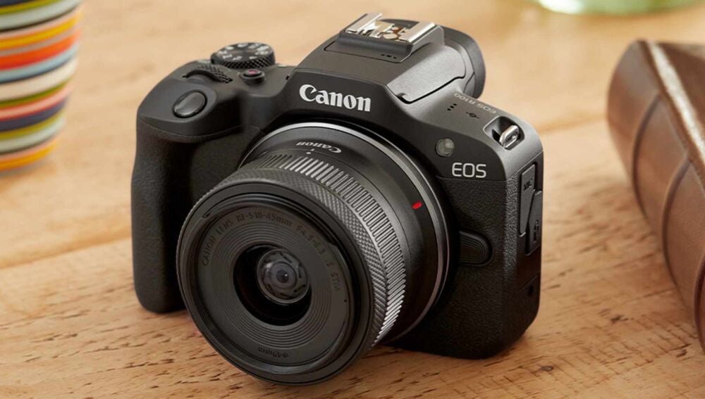 La Canon EOS R100 es perfecta para adentrarse en el mundo de la fotografía 