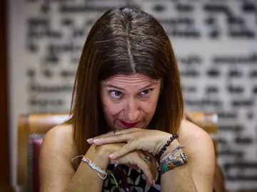 La exdirectora de Comunicación de Enusa y exdirectora de Filatelia y relaciones institucionales del grupo Correos, Leire Díez, comparece en la comisión de investigación del caso Koldo, este lunes, en el Senado. La exdirectora de Comunicación de Enusa y exdirectora de Filatelia y relaciones institucionales del grupo Correos, Leire Díez, comparece en la comisión de investigación del caso Koldo, este lunes, en el Senado.