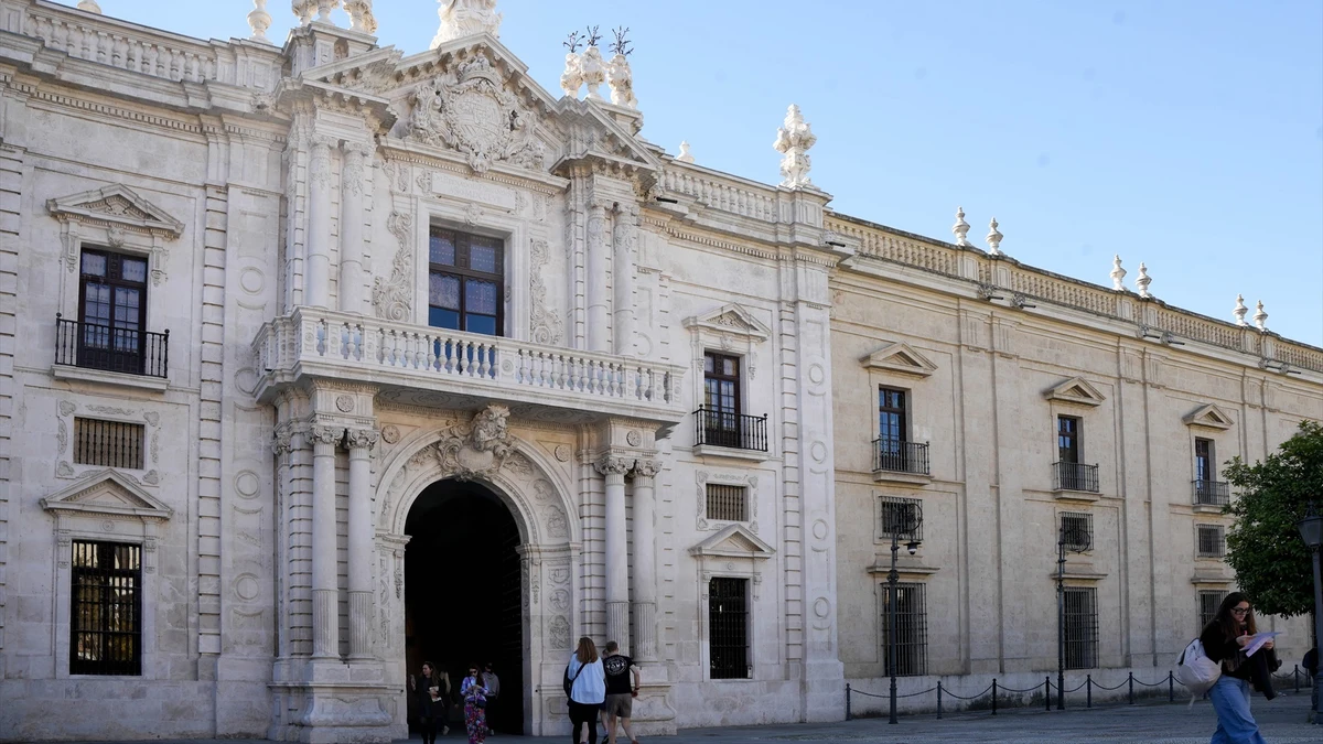 Fachada del Rectorado (Universidad de Sevilla).