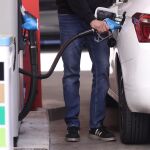 El IPC se modera cinco d&eacute;cimas en enero y arranca el a&ntilde;o en el 2,4% por luz y gasolinas