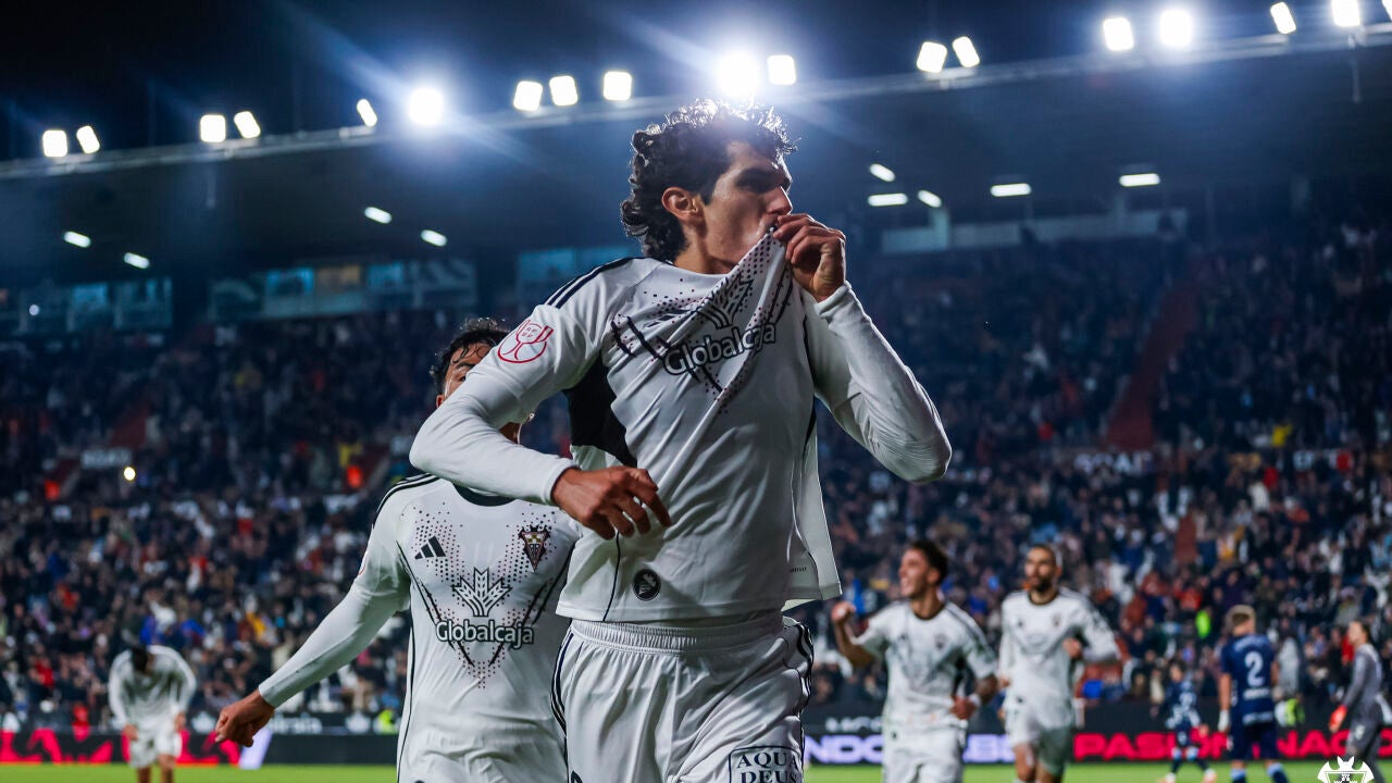 Flick’s Barça: Surprising Changes & Impact