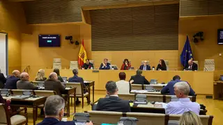 Alberto Núñez Feijóo, presidente del Partido Popular en la comisión de investigación sobre la gestión de la danaón de la cr Alberto Núñez Feijóo, Presidente del Partido Popular en la Comisión de Investigación sobre la gestión de la crisis derivada de la DANA que tuvo lugar el 29 de octubre de 2024, comparece en el Congreso de los Diputados.© Alberto R. Roldán / Diario La Razón.02 02 2026
