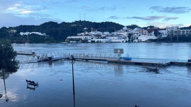 El r&iacute;o Guadiana a su paso por Sanl&uacute;car de Guadiana.REMITIDA / HANDOUT por AYUNTAMIENTO DE SANL&Uacute;CAR DE GUADIANAFotograf&iacute;a remitida a medios de comunicaci&oacute;n exclusivamente para ilustrar la noticia a la que hace referencia la imagen, y citando la procedencia de la imagen en la firma03/02/2026