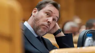 VÍDEO: ERC se suma a PP y Vox en el Senado para exigir la dimisión de Puente tras los accidentes de Adamuz y Gelida VÍDEO: ERC se suma a PP y Vox en el Senado para exigir la dimisión de Puente tras los accidentes de Adamuz y Gelida
