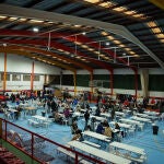 Imagen de evacuados en el pabell&oacute;n de Ronda (C&aacute;diz).