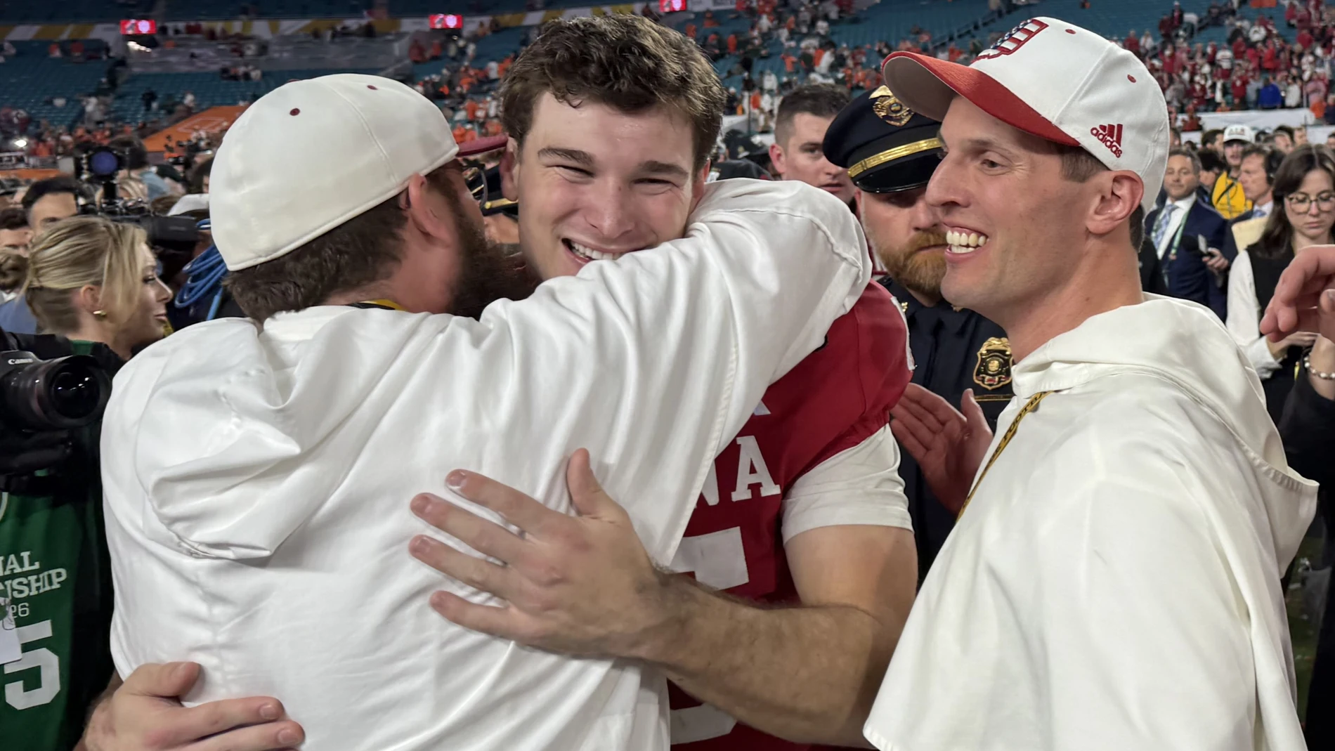 El sueño americano con acento extremeño: la saga de los González de Mendoza forja a su nueva estrella, esta vez en la NFL