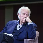 Felipe González reprocha falta total de autocrítica de PSOE tras derrotas y votará en blanco en las generales