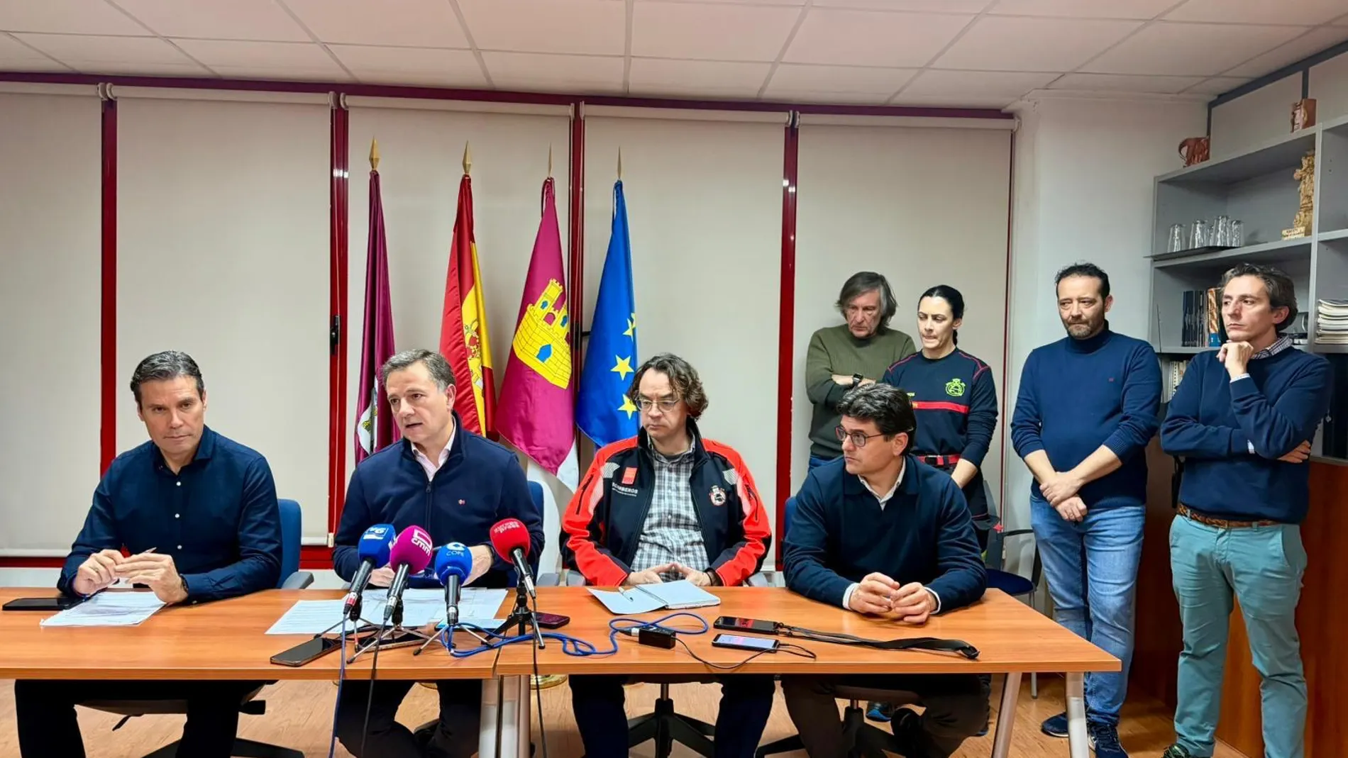 Albacete en alerta: el canal de María Cristina inunda calles por el subsuelo y temen que "pueda ir a peor"