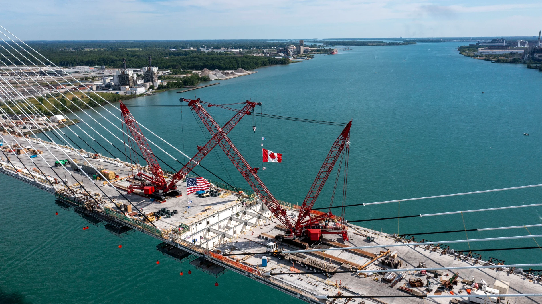 (Foto de ARCHIVO) June 15, 2024, Detroit, Michigan, USA: The last deck section has been put in place on the Gordie Howe International Bridge, linking Detroit with Windsor, Ontario across the Detroit River. The bridge is expected to open in 2025. Europa Press/Contacto/Jim West 15/06/2024 ONLY FOR USE IN SPAIN