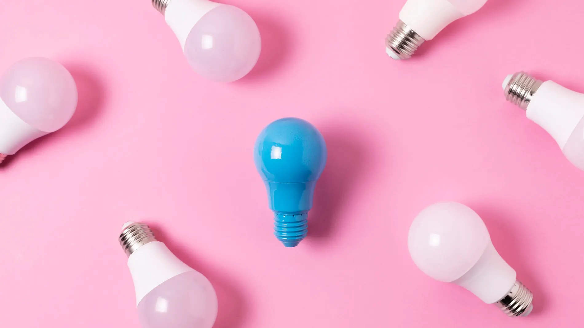 Adiós a las luces LED: esta nueva generación de bombillas consume menos energía e imita la luz solar